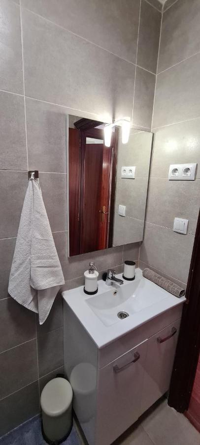 Habitaciones Camp Nou Apartment L'Hospitalet de Llobregat Dış mekan fotoğraf